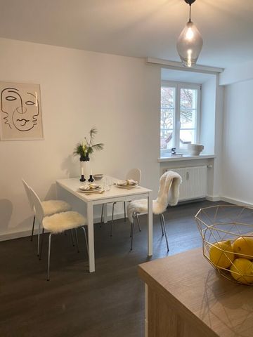 Großzügige helle 2 Raum-Wohnung im Erdgeschoß in ruhiger Lage **bei den Bildern handelt es sich um Einrichtungsbeispiele** - Photo 3