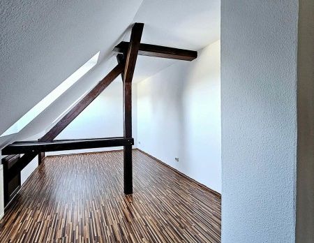 Großzügige Studiowohnung mit hohen Decken & Kaminanschluss - Foto 1