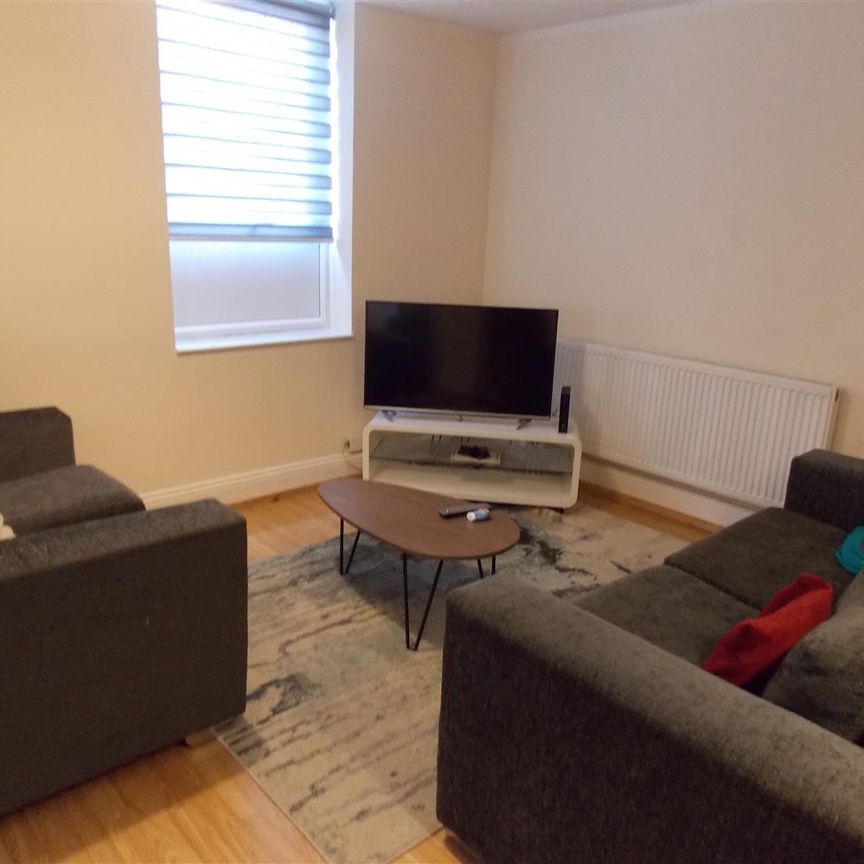 1 bed house share to rent Temple Street, DE23 - Photo 1