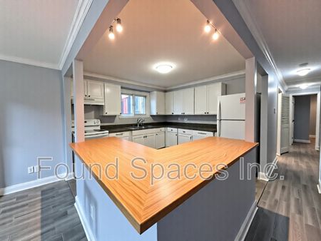 $2,499 / 3 br / 1 ba / 255 Blackhorne dr - Photo 3