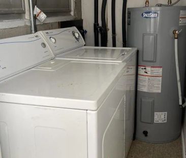 289 THE QUEENSWAY AVENUE S - Photo 5