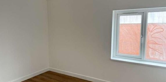 Mary Street, Porthcawl, CF36 - Photo 2