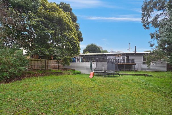 4 Baradine Road, Mooroolbark - Photo 1