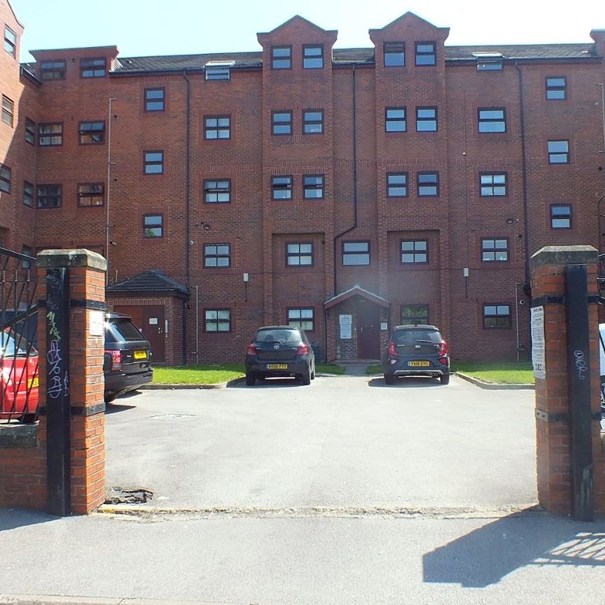 3 bedroom apartment to rent - Photo 1