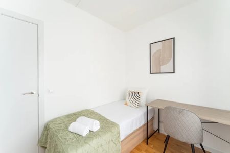 Paseo de San Francisco de Sales, Madrid, Community of Madrid 28003 - Photo 4