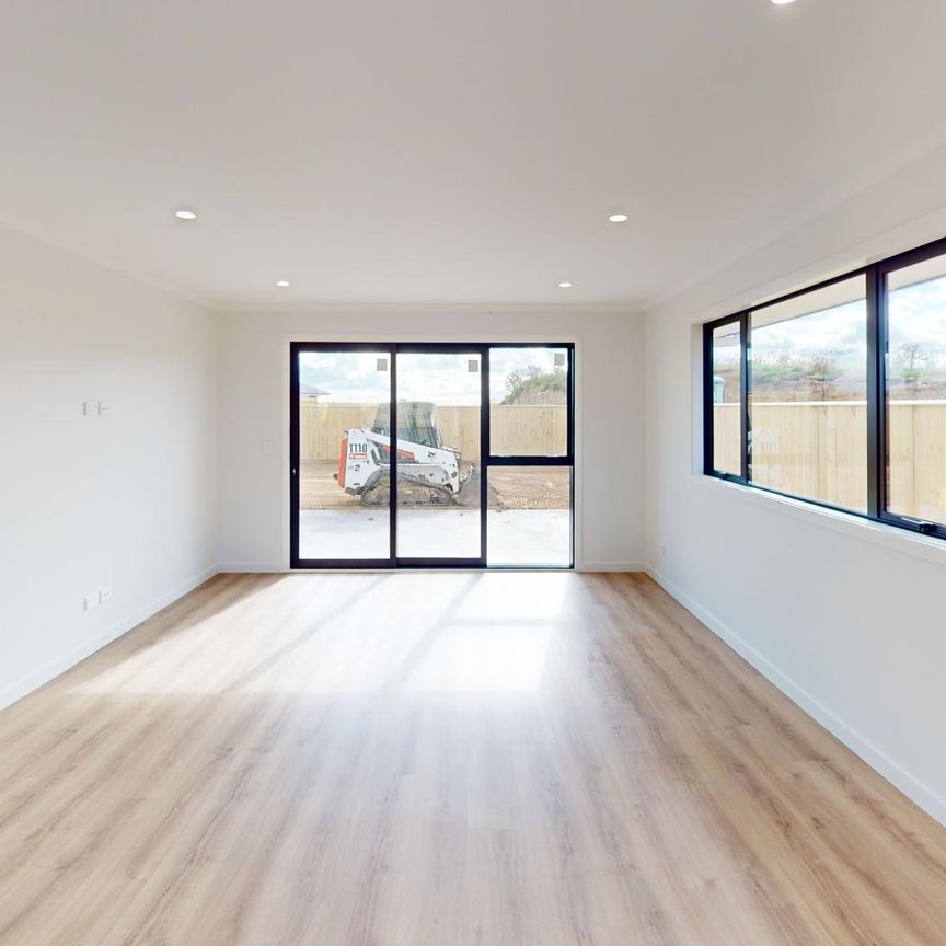 Fitzherbert - 4 Bedrooms - Photo 1