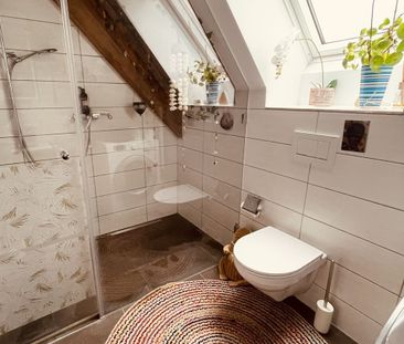 APPARTEMENT 1 PIÈCE MANSARDÉ À HÜTTEN (ZH), MEUBLÉ, TEMPORAIRE - Photo 1