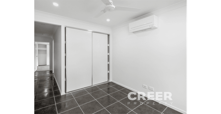 Modern 3 Bedroom Duplex! - Photo 4