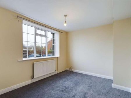 Filey Road, Scarborough, YO11 - Photo 2