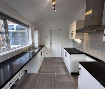 Clifton Road, Grimsby, DN34 - Photo 1