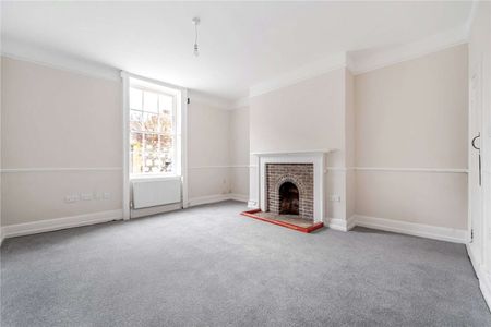 Elegant period townhouse in the heart of Winchester. - Photo 5