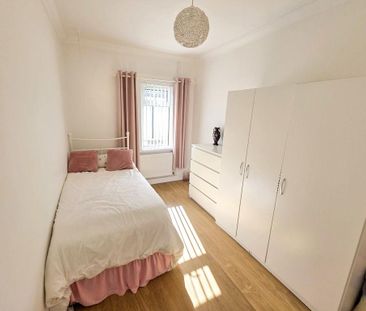 3 bedroom detached bungalow to rent - Photo 4