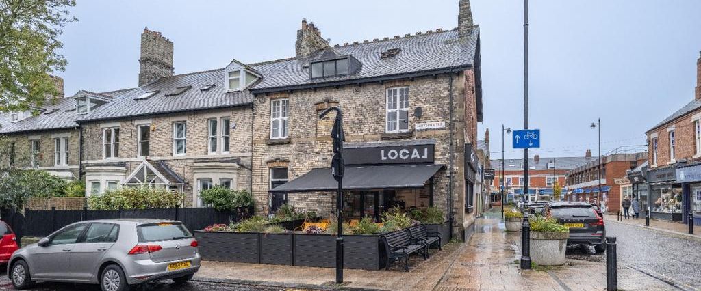 7 bedroom maisonette to rent - Photo 1