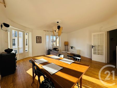 Location Appartement 3 pièces 82m² MONTIGNY LES METZ 57950 - Photo 2