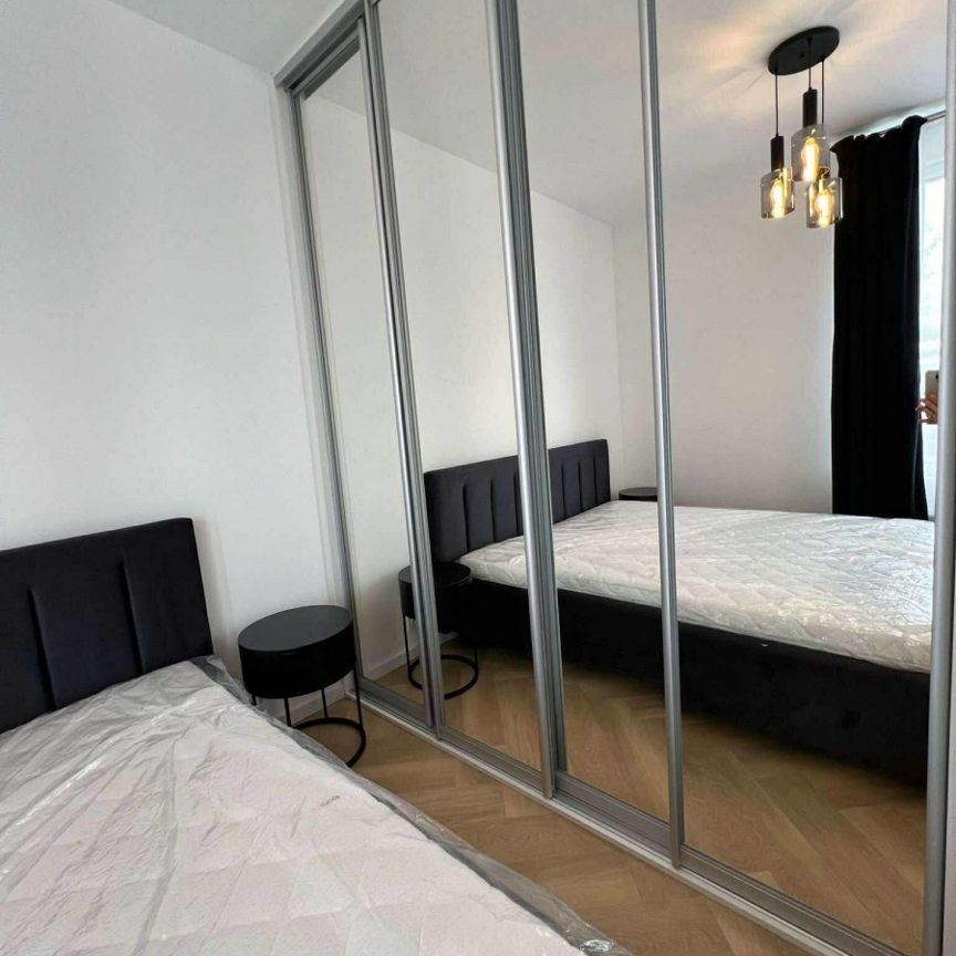 Na wynajem – 3‑pokojowe mieszkanie w Dzielnicy Waw - Zdjęcie 1