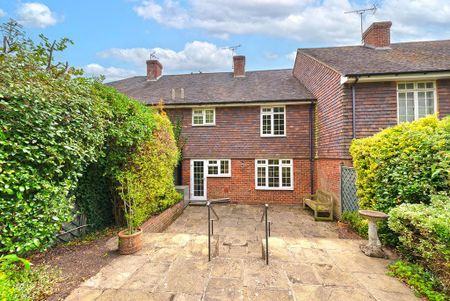3 bedroom terraced house to rent - Photo 2