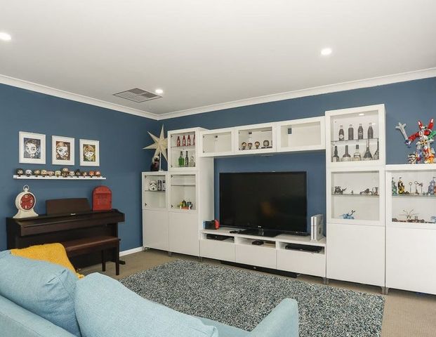 4x2x2 HOME OFFERING GREAT VALUE - Photo 1