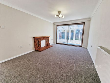 2 bedroom bungalow to rent Rosebery Crescent, Eastleigh, Hampshire, SO50 - Photo 2