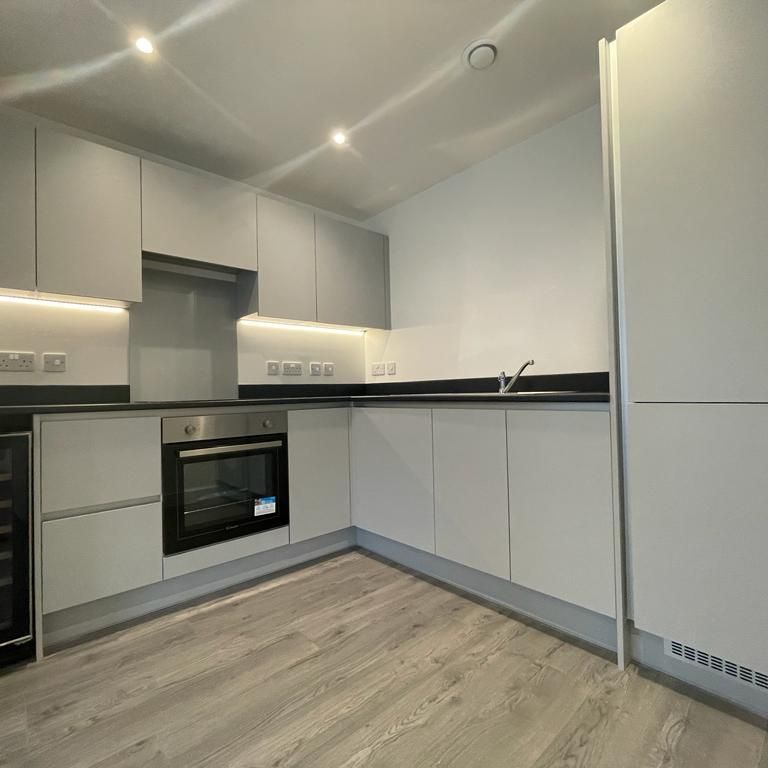 2 bedroom apartment to rent - Photo 1