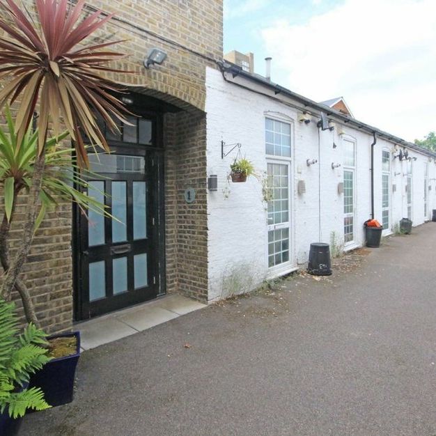 St. Frideswides Mews - Photo 1
