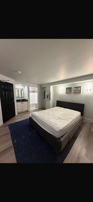 330 Mcleod St, Ottawa, ON K2P 2C5, Canada - Photo 1