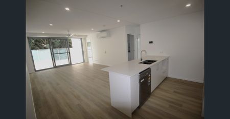 Luxury Apartment in the Heart of Maroochydore! - Photo 4