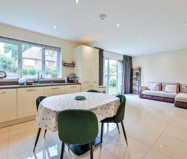 Jopling Road, Bisley, GU24 - Photo 2