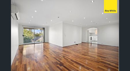 Modern 2 Bedroom Unit - Photo 4