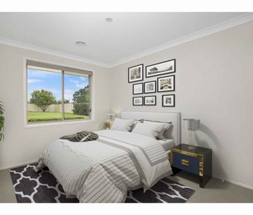 Modern Family Home - Photo 5