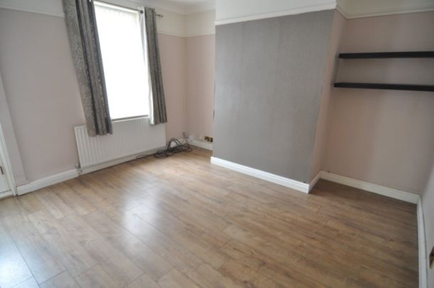 2 bed Terraced - To Let - Photo 1