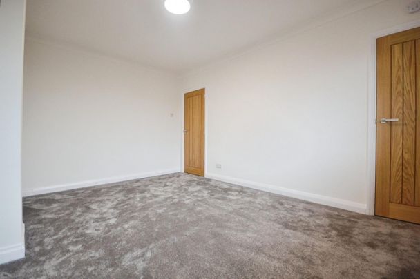 3 bedroom House To Let - Photo 1
