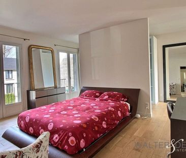 Maison • Velizy Bas-Centre Nord - Photo 5