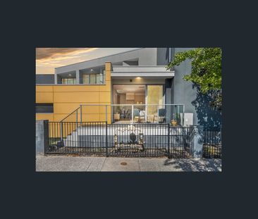 Fabulous location, 2-bedroom Apartment. - Photo 6