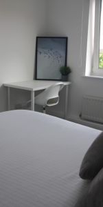 2 Bedroom Apartment - Photo 3