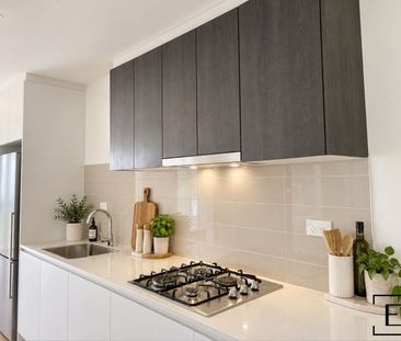 One Bedroom Gem - Photo 3