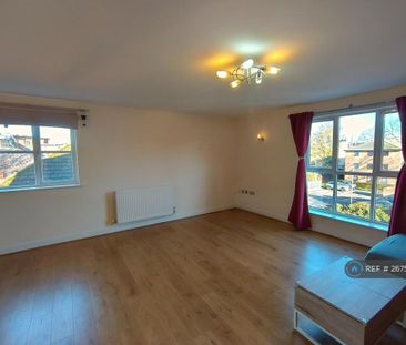 2 bedroom flat to rent - Photo 1