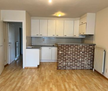 Gezellig 2 Slpk appartement met een ruim terras + garagebox - Photo 1