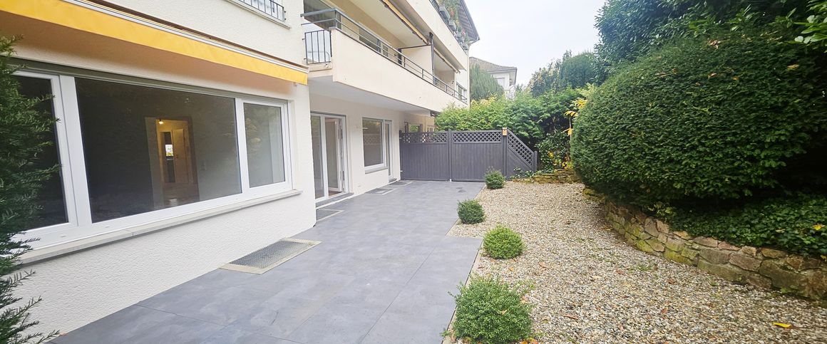 Schuch Immobilien – Stilvolles Wohnen am Kurpark mit eigenem Garten – City Ost - Foto 1