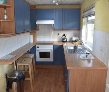 Castle Mead, Narberth, SA67 - Photo 3