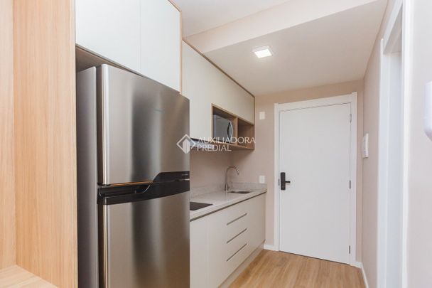 Loft com 1 quarto e 26m² para alugar em Passo da Areia, Porto Alegre. - Foto 1