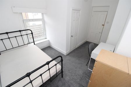 Room For Rent John Street, Pontypridd - Photo 5