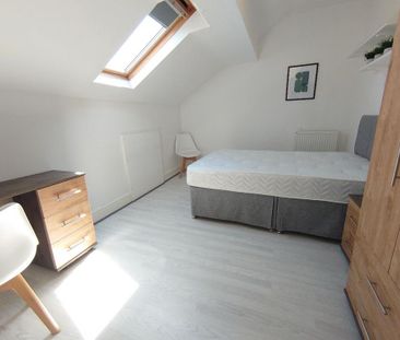 5 bedroom terraced house to rent - Photo 6