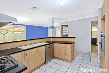 14 Penza Place, Quakers Hill, NSW 2763 - Photo 5