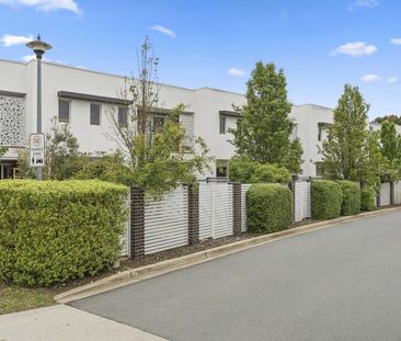 Contemporary Townhouse Living in the Heart of Belconnen - Photo 6