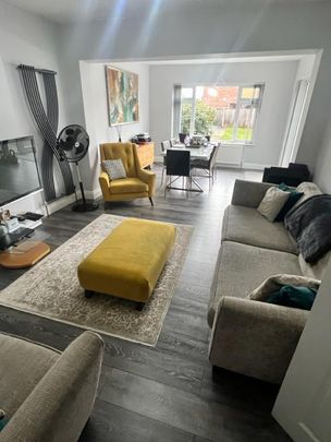 3 bedroom detached house to rent - Photo 1