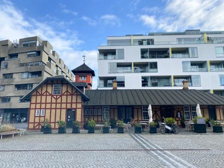 Modern and bright apartment at Amerika Plads with sea views and 2 balconies - Photo 5