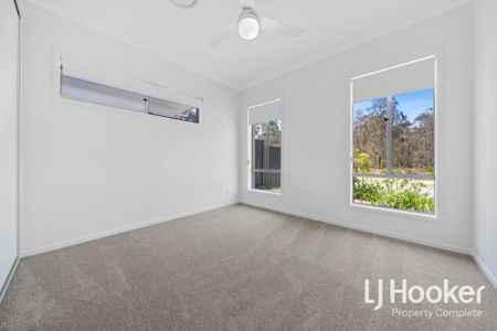 Brand New - Ducted Air Conditioning - 2 x Living Zones - Photo 3