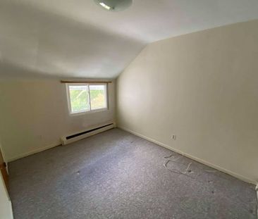26 Pembroke St , Unit 2, Kingston, ON - Photo 4