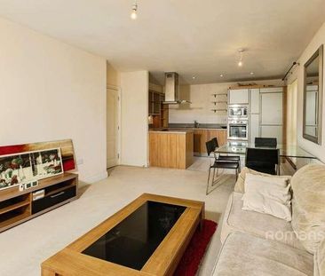 Luscinia View, Napier Road, Reading, RG1 - Photo 1