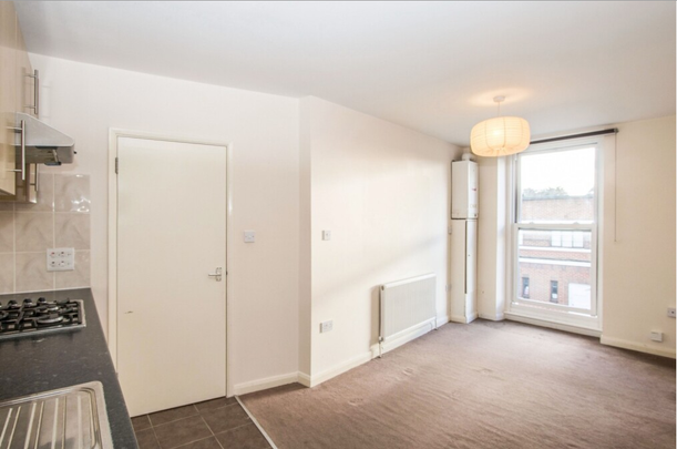 1 bedroom apartment to rent Seamoor Road, Bournemouth, BH4 - Photo 1